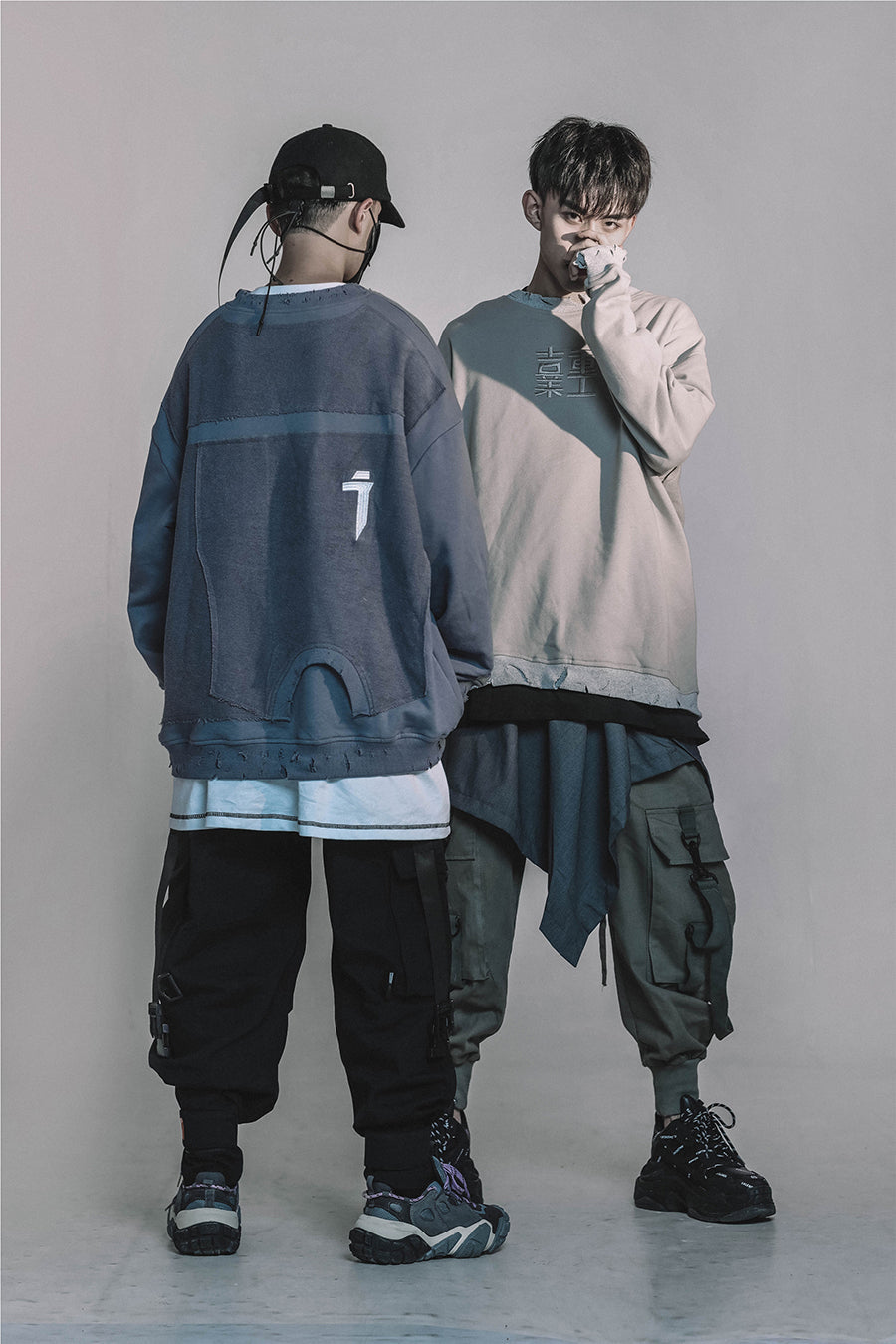 HiH14 Industrial Ripped Crewneck