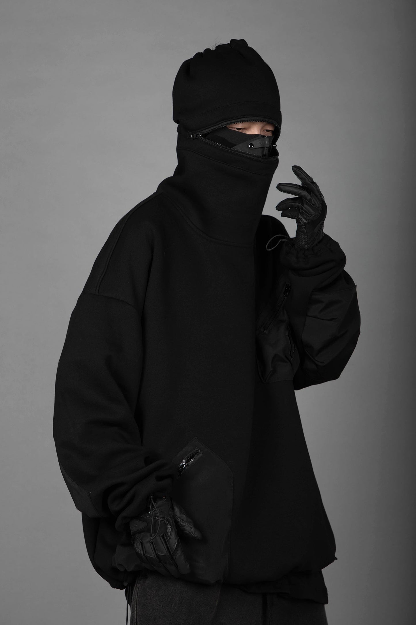 HiH33 Black Utility Hoodie