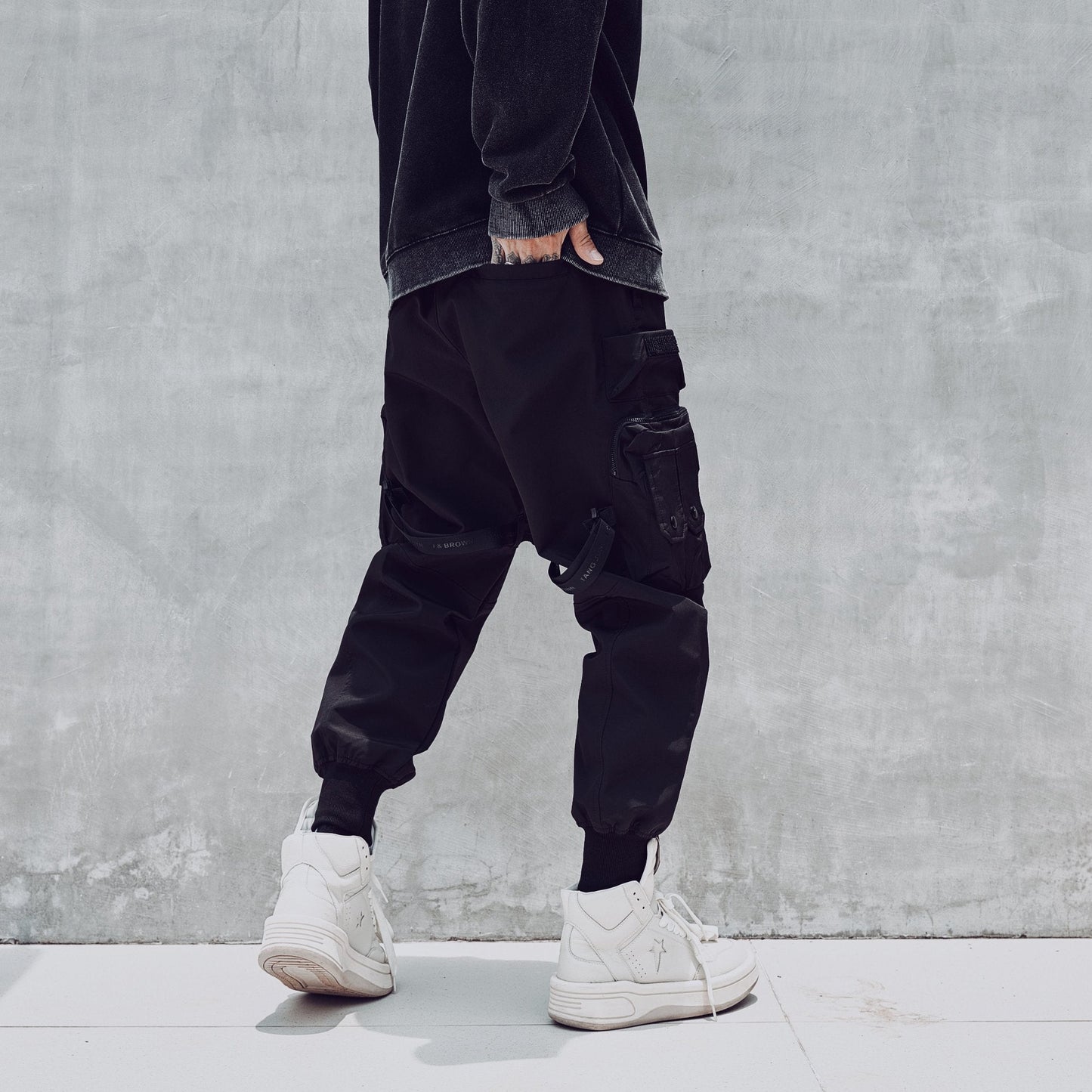 IBP440 Matte Black Paratrooper Joggers