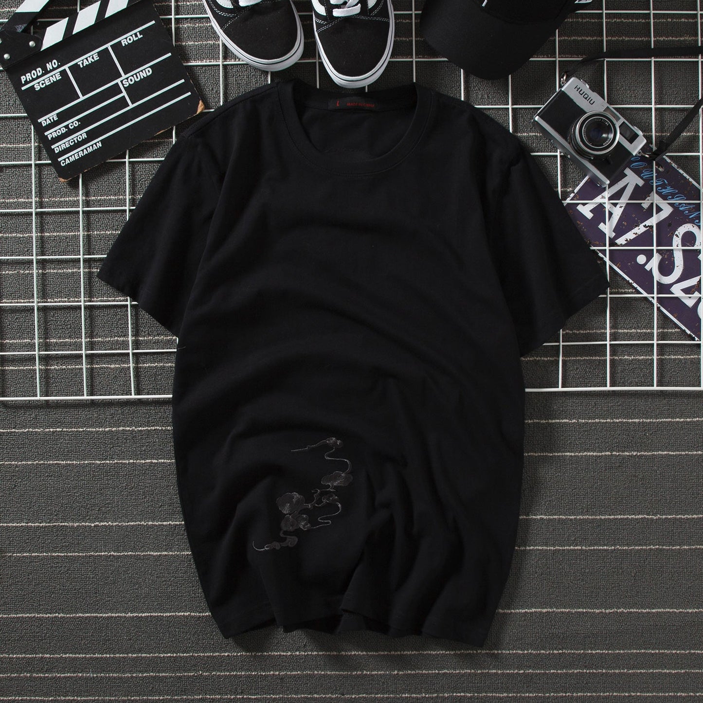KH870 Kirin Embroidery Tee