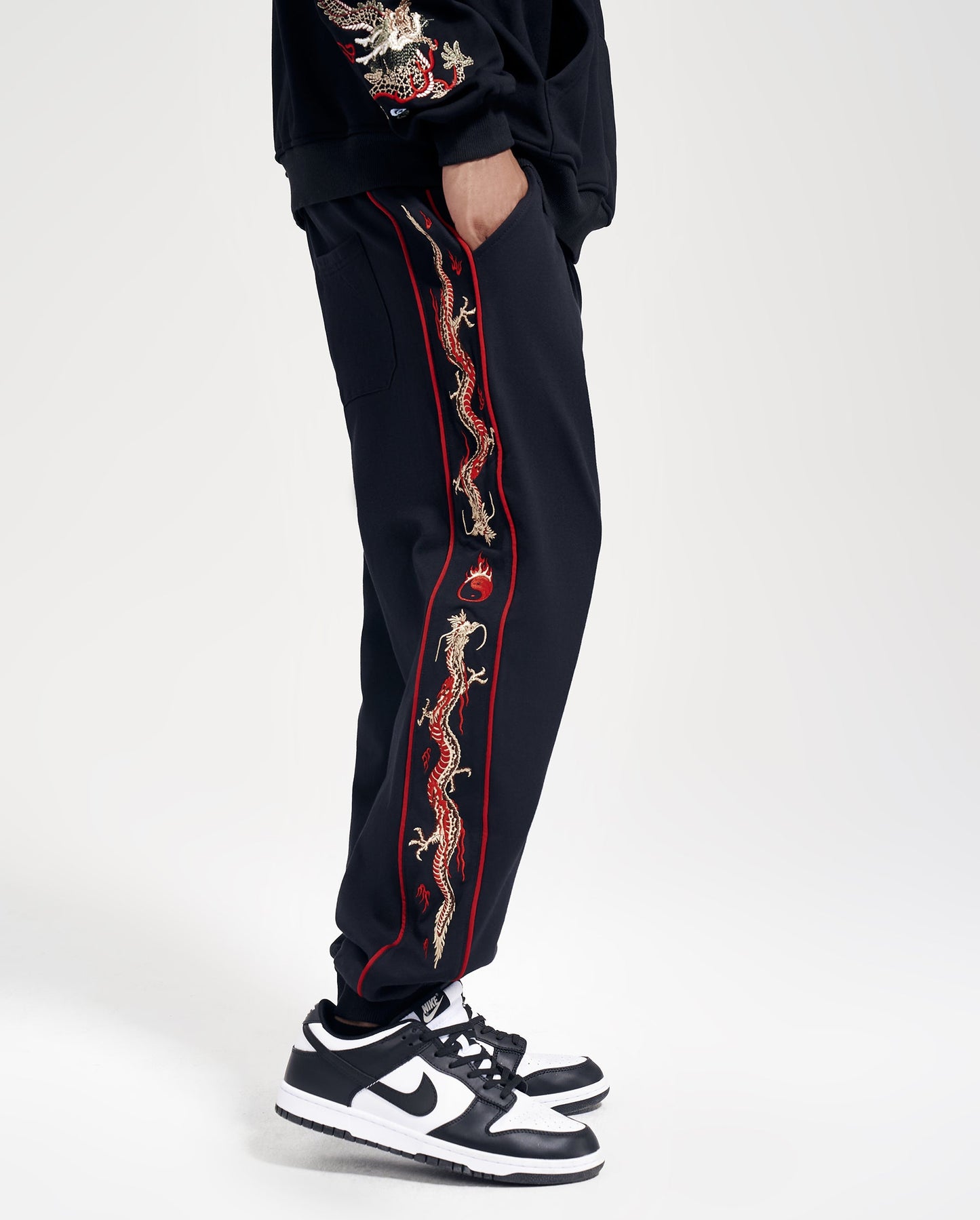 KH7061 Dragon Embroidery Joggers