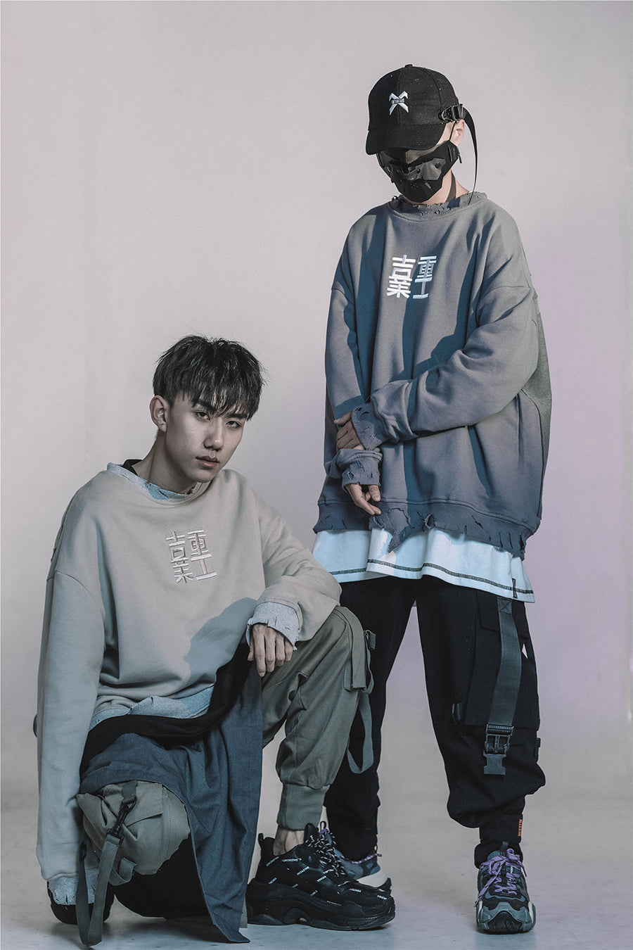 HiH14 Industrial Ripped Crewneck