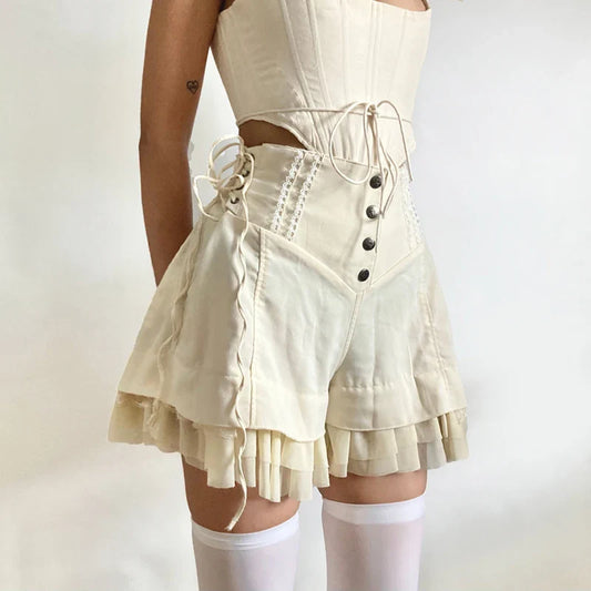 Short à volants crème