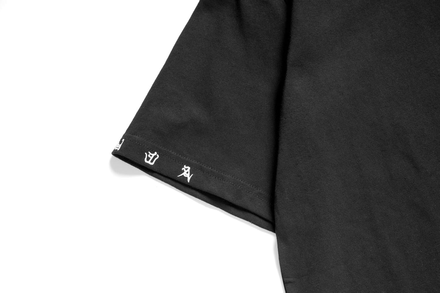 T-shirt japonais sur la foi démoniaque