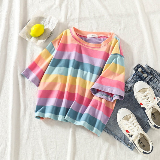 T-shirt à rayures arc-en-ciel pastel