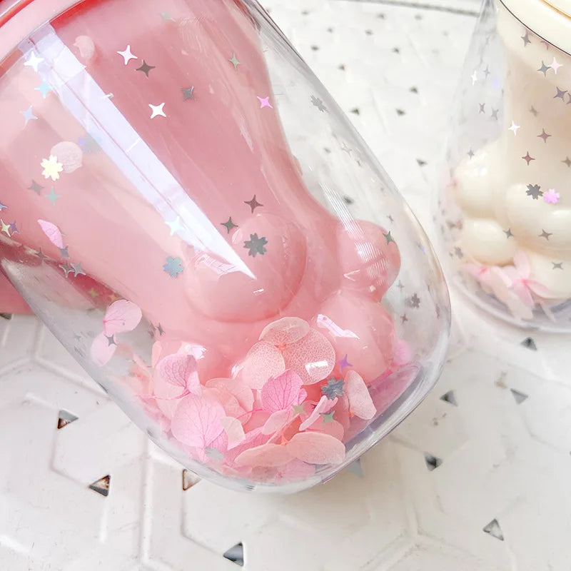 Botella de gatos de helado