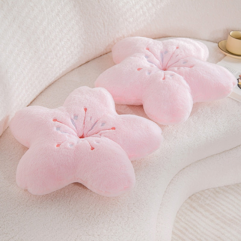 Oreiller en peluche en forme de fleur de cerisier