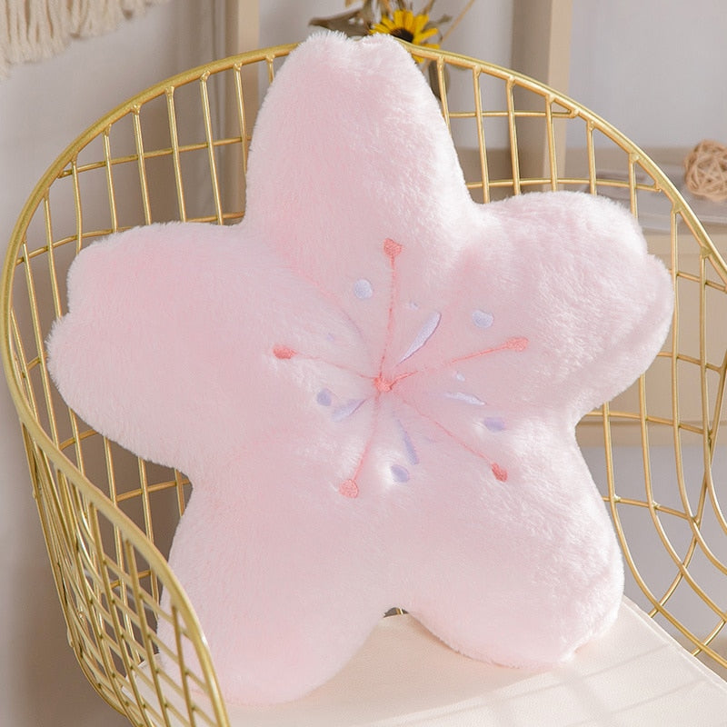 Oreiller en peluche en forme de fleur de cerisier