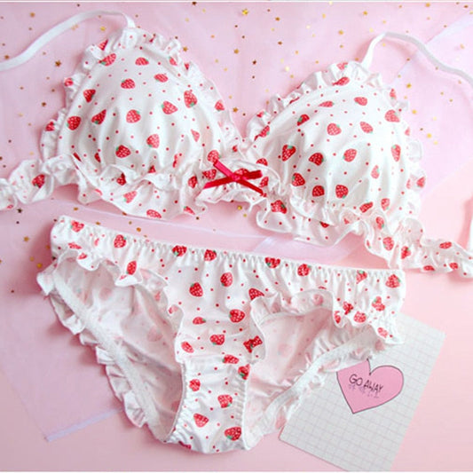 Ensemble soutien-gorge et culotte à imprimé fraise