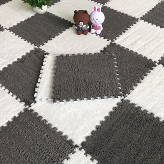 Dalles de moquette en peluche