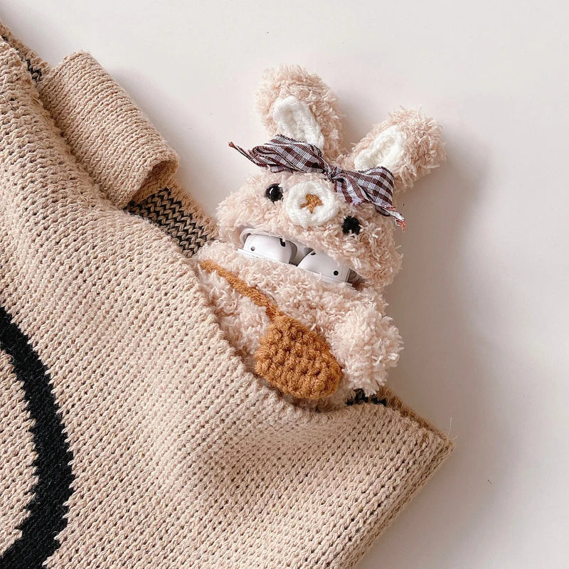 Étui AirPods en peluche lapin