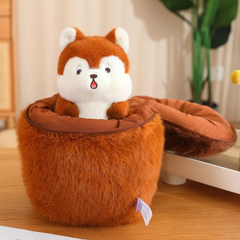 Peluches surprises écureuil gland