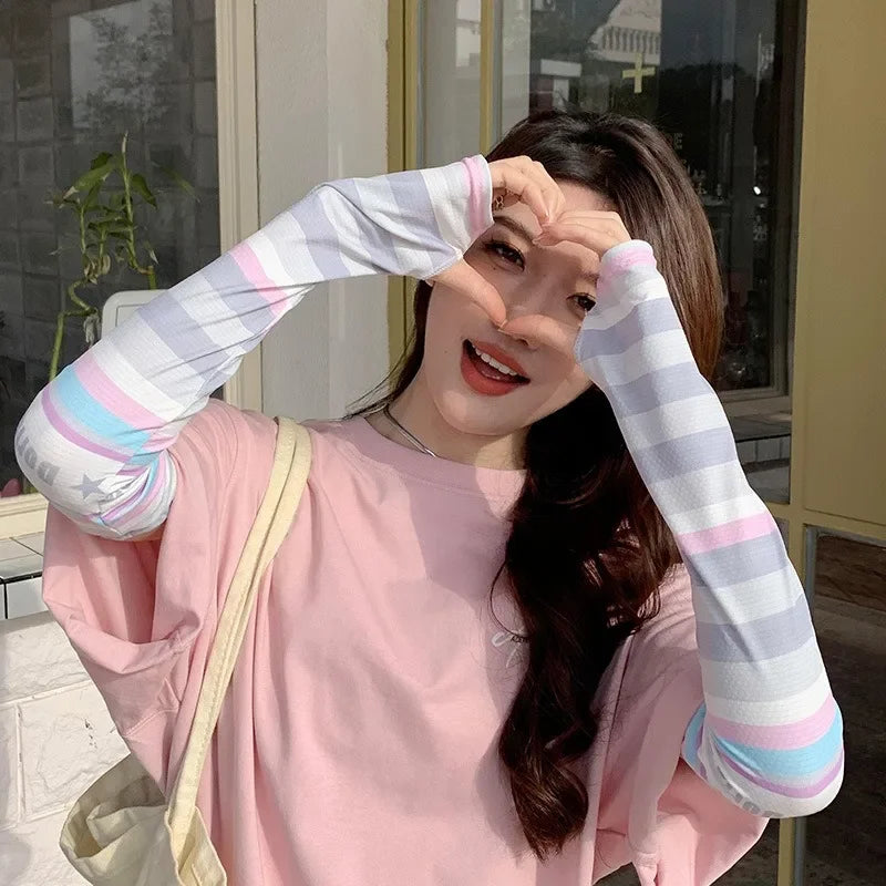 Manchettes à rayures arc-en-ciel