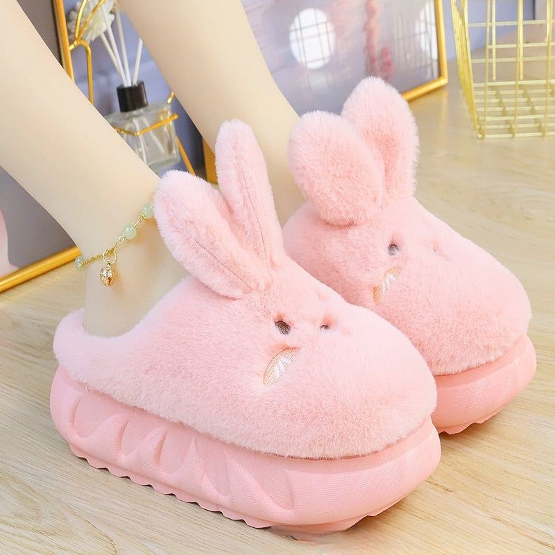 Toboggans à plateforme en forme de lapin en peluche