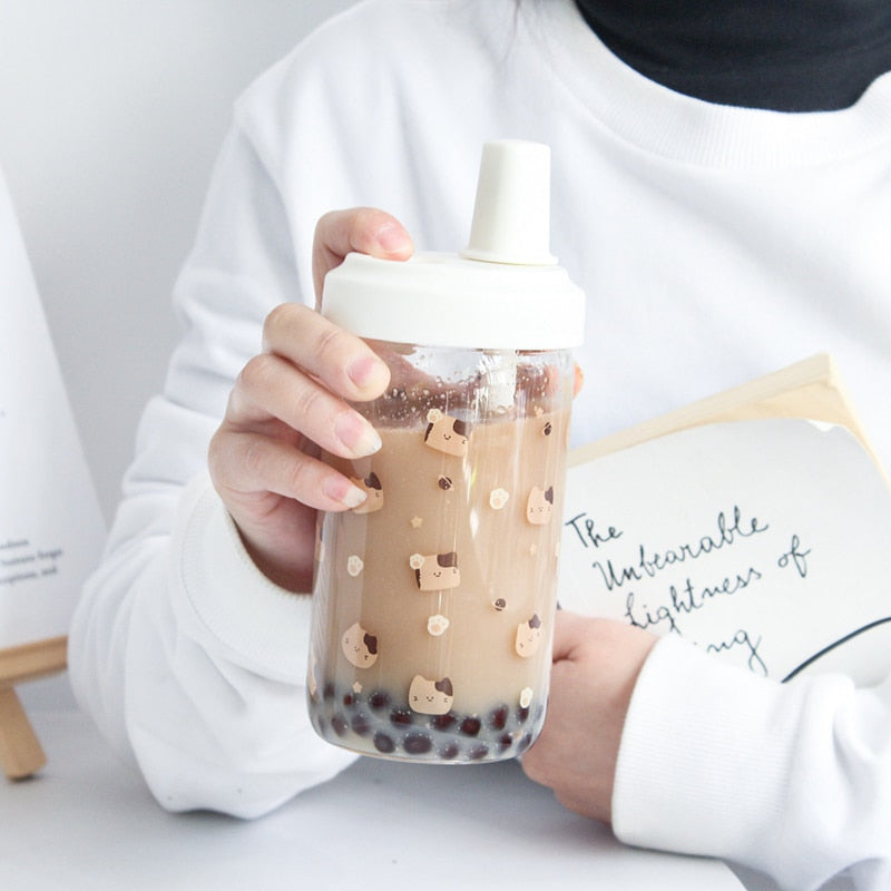 Bouteille en verre Cat Boba avec paille