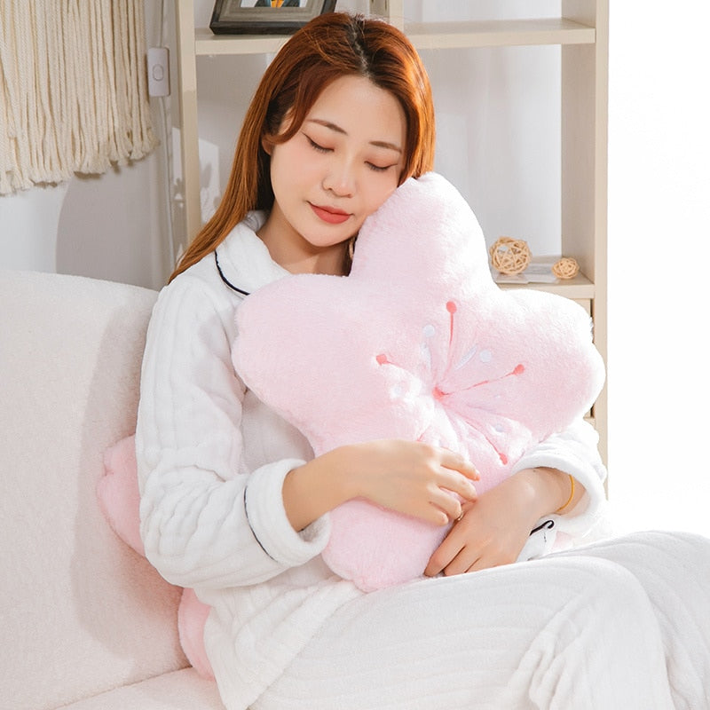 Oreiller en peluche en forme de fleur de cerisier