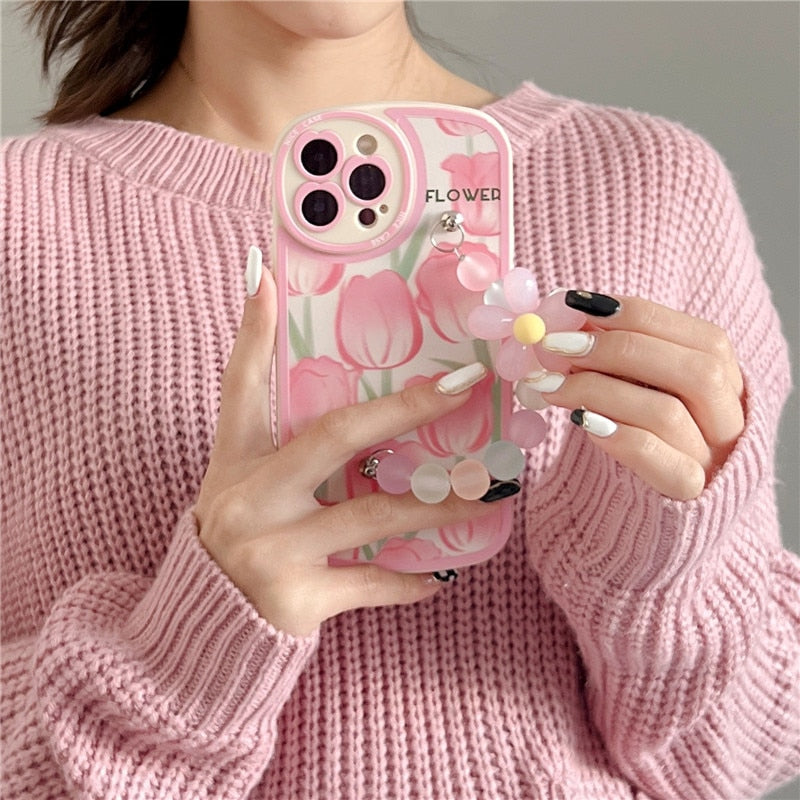 Funda blanda para iPhone con diseño de flores y cadenas