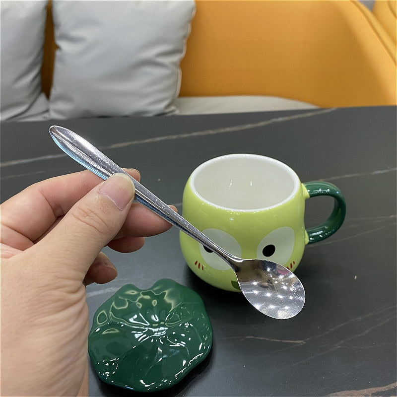 Taza de rana con tapa y cuchara