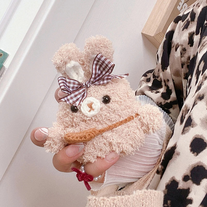 Étui AirPods en peluche lapin