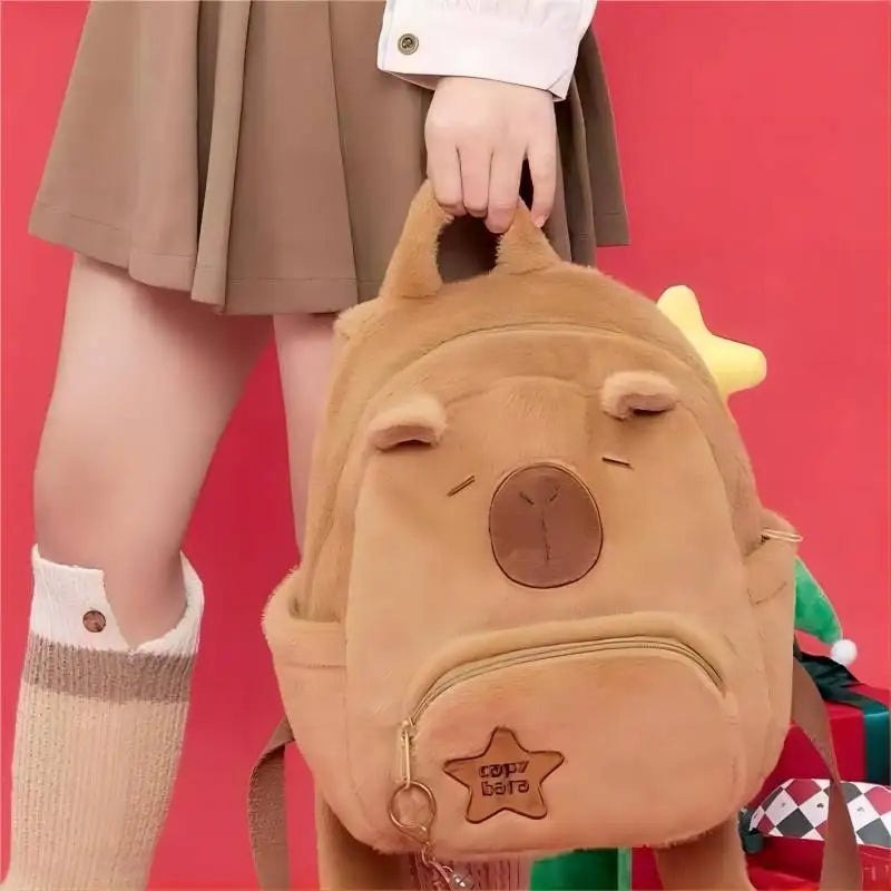 Petit sac à dos en peluche Capybara