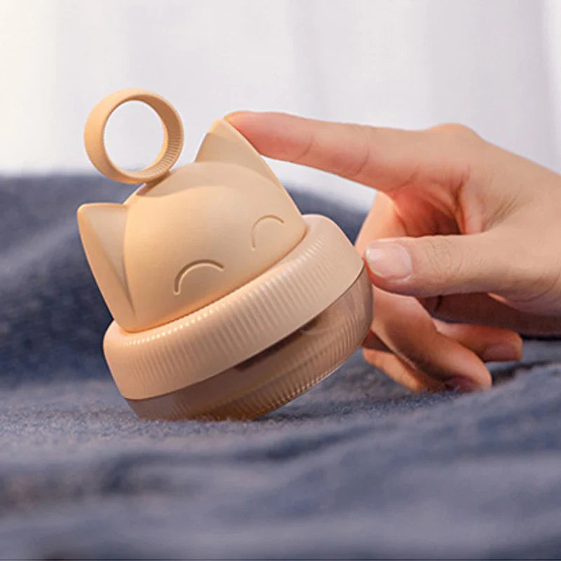 Tondeuse à poils pour vêtements de chat