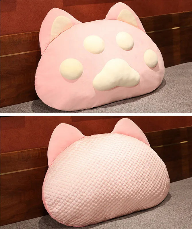 Almohadas gigantes con forma de pata de gato