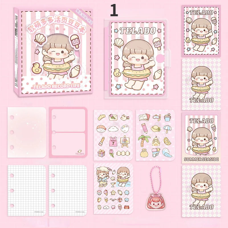 Cuadernos de verano de chicas kawaii junto al mar