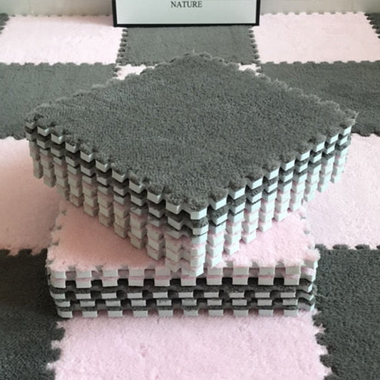 Dalles de moquette en peluche
