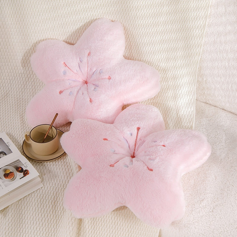 Oreiller en peluche en forme de fleur de cerisier