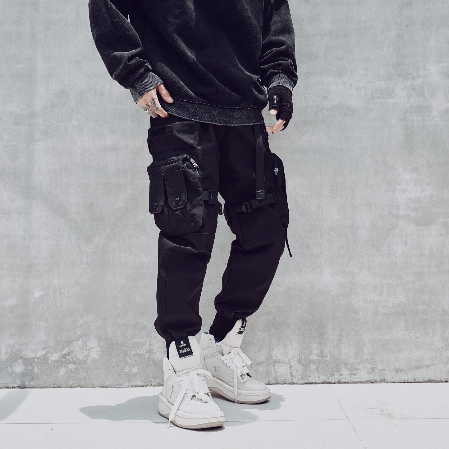 IBP440 Matte Black Paratrooper Joggers
