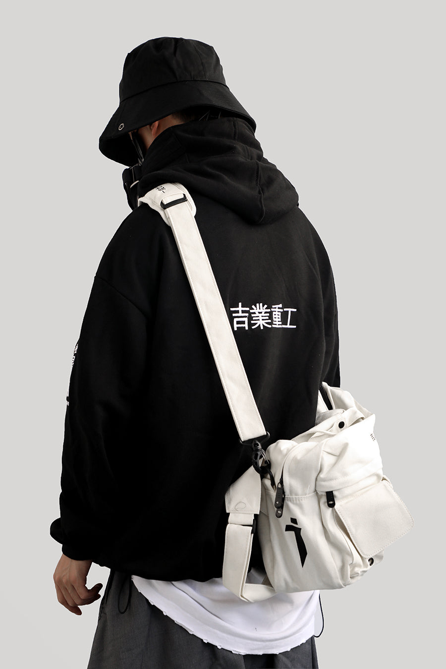 HiH6 Black I-Tech Hoodie