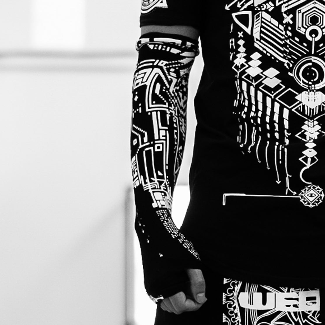 SimAr1 Cyber Alien Arm Sleeves