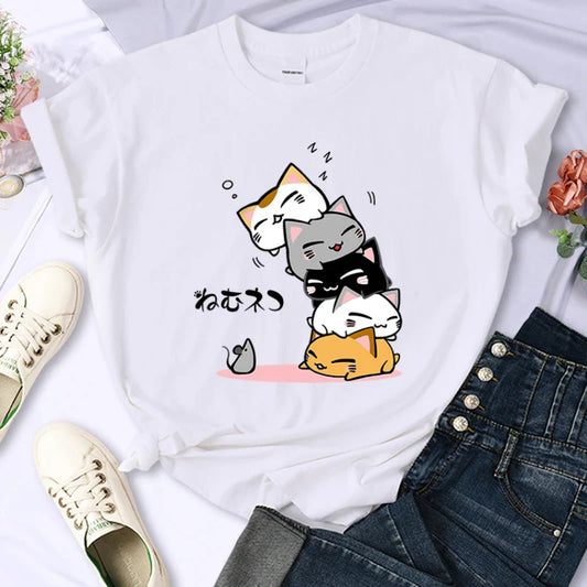 T-shirt mignon avec des chats endormis