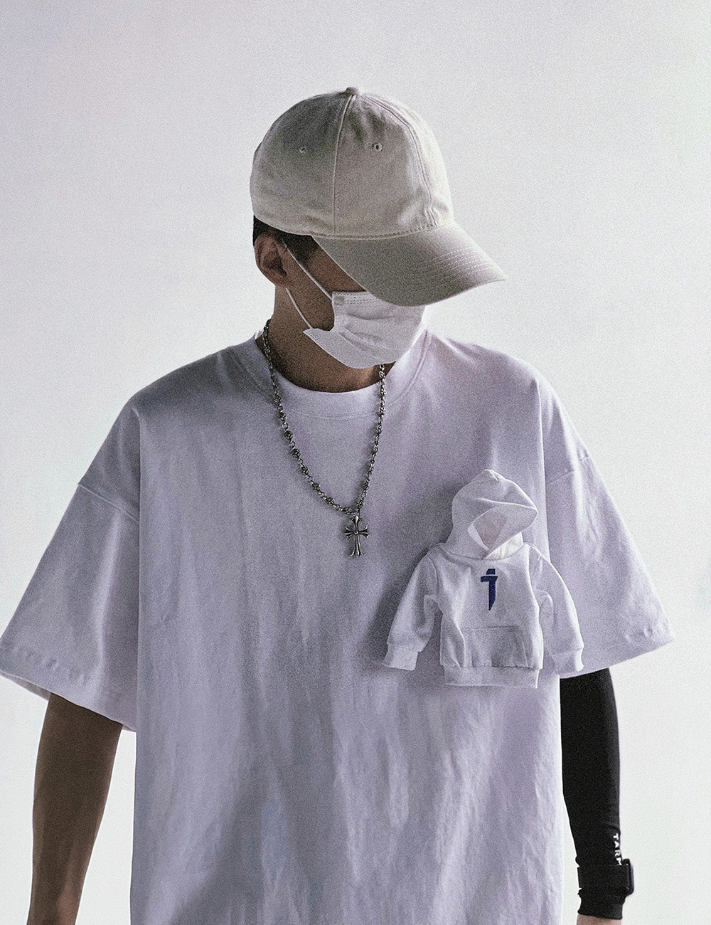 HiT32 Mini Hoodie Tee