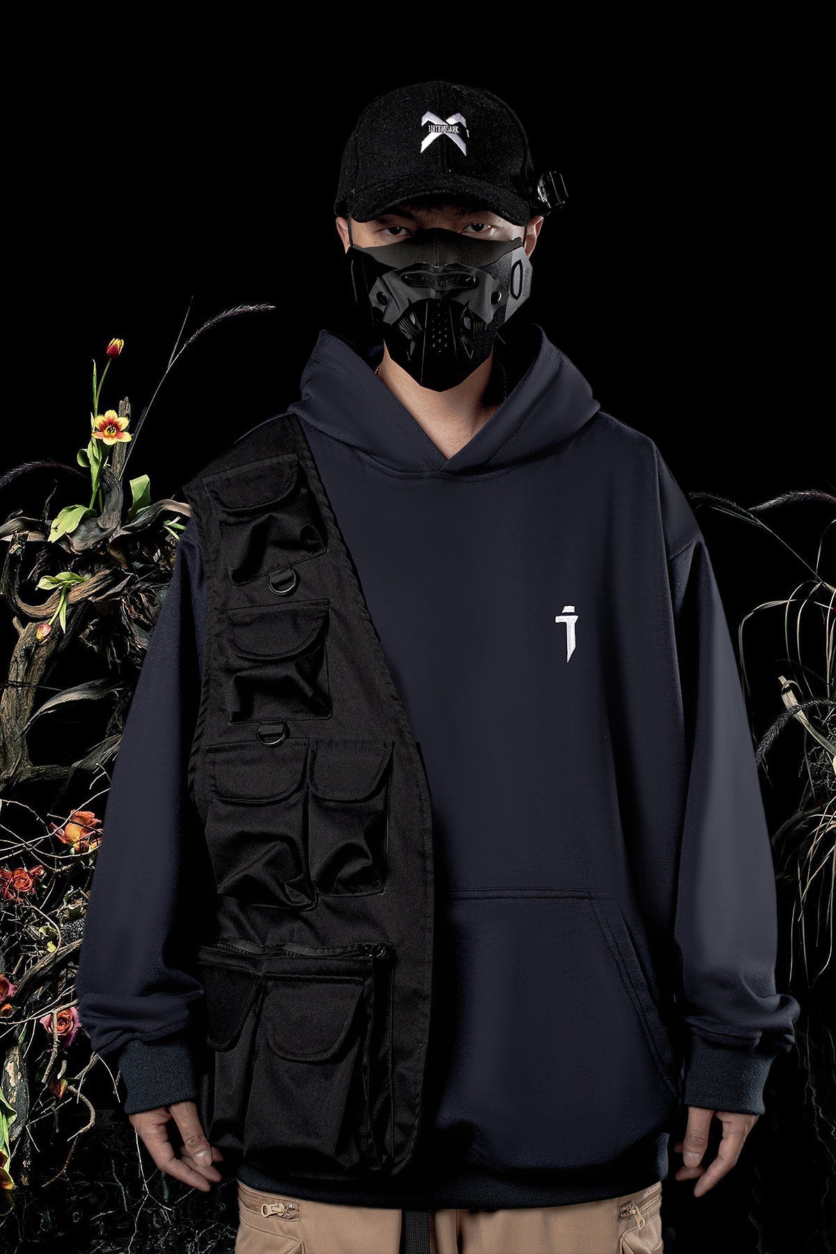 HiH27 I-Tech Essential Hoodie