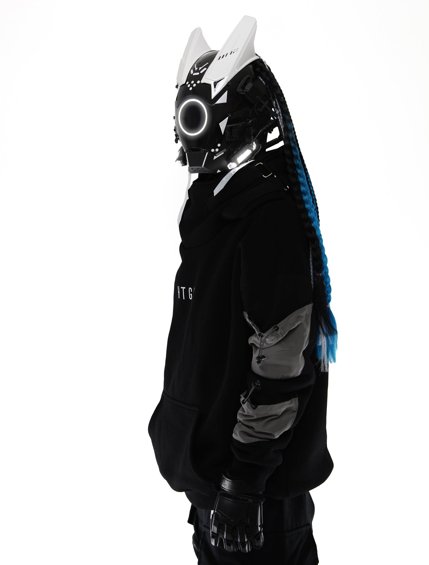 D-Ci White Tech Mask (With Braids)