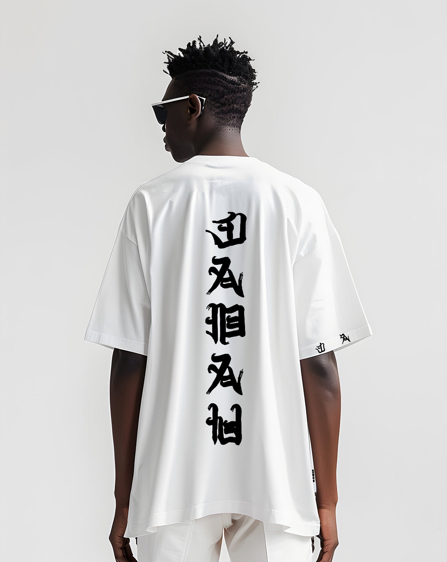 T-shirt japonais sur la foi démoniaque