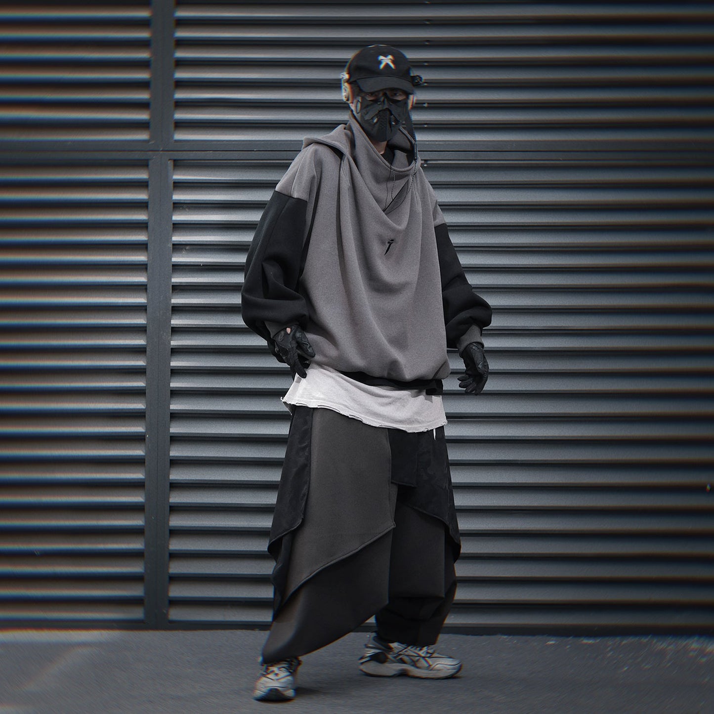 HiH51 Grey Urban Hoodie