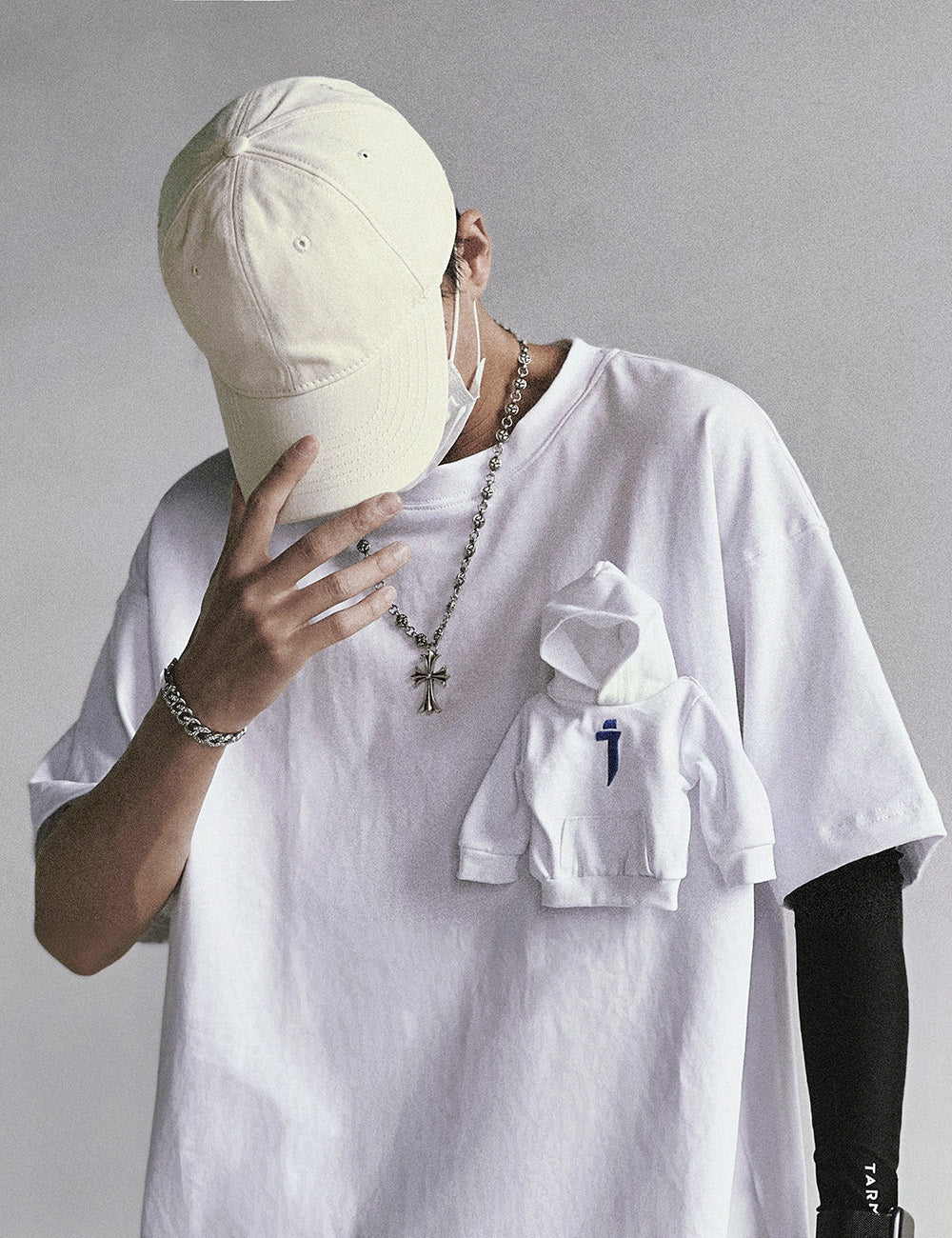 HiT32 Mini Hoodie Tee