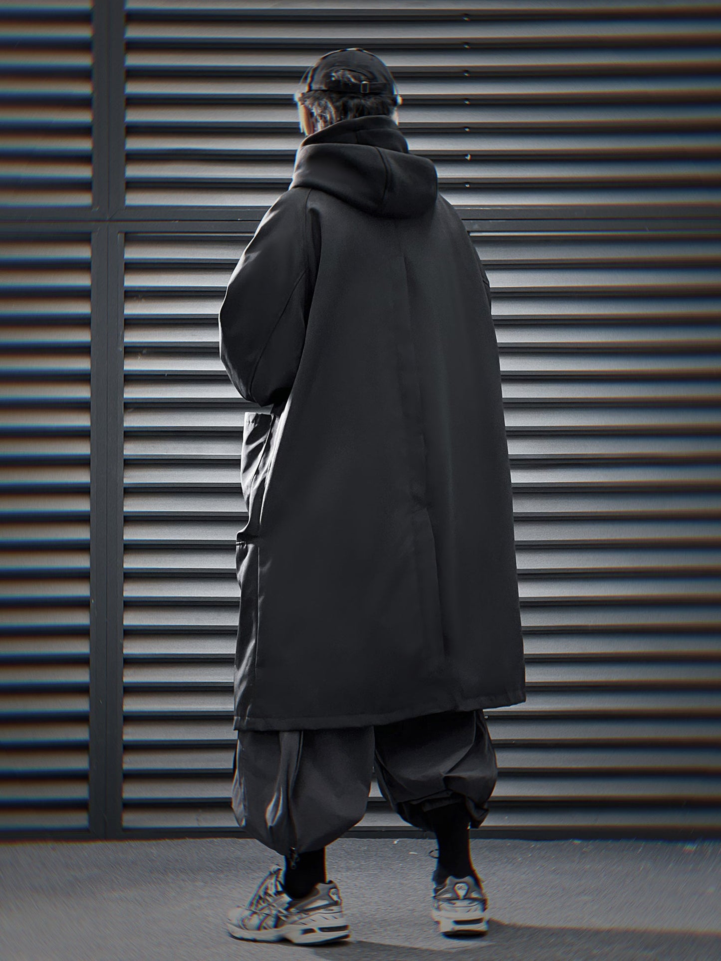 HiJ36 Black Urban Trench Coat