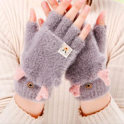 Gants en forme de pattes d'animaux