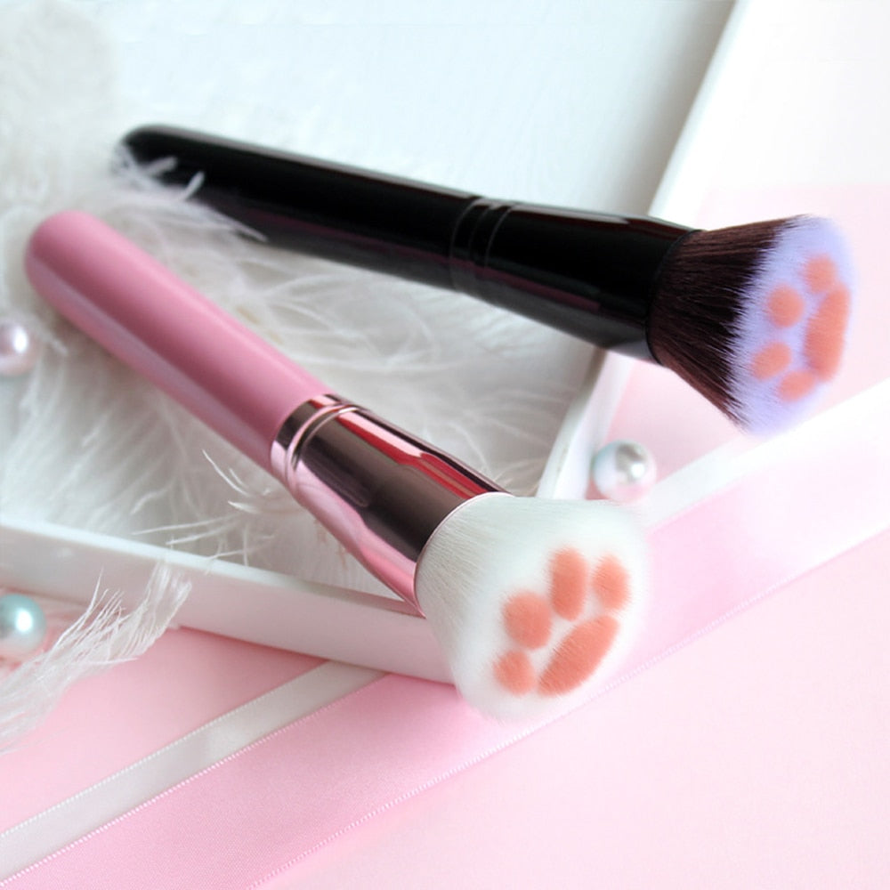 Pinceaux de maquillage en forme de pattes de chat