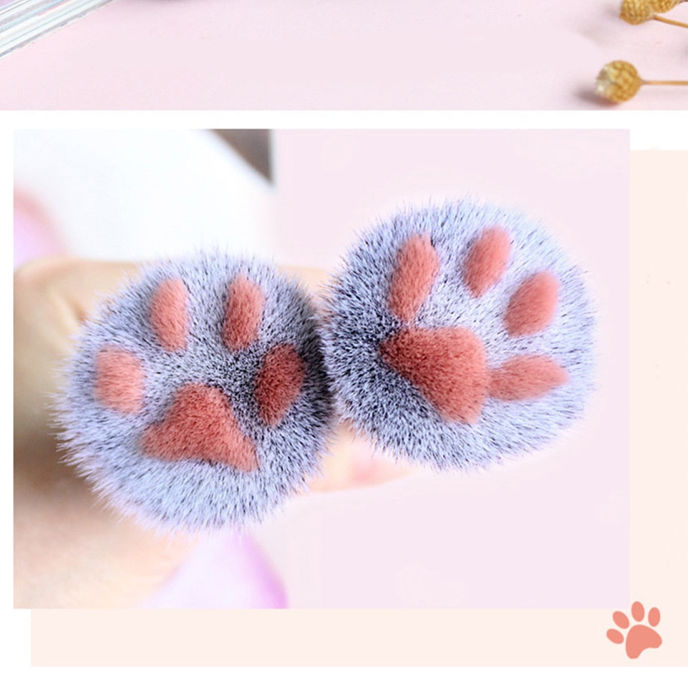Pinceaux de maquillage en forme de pattes de chat