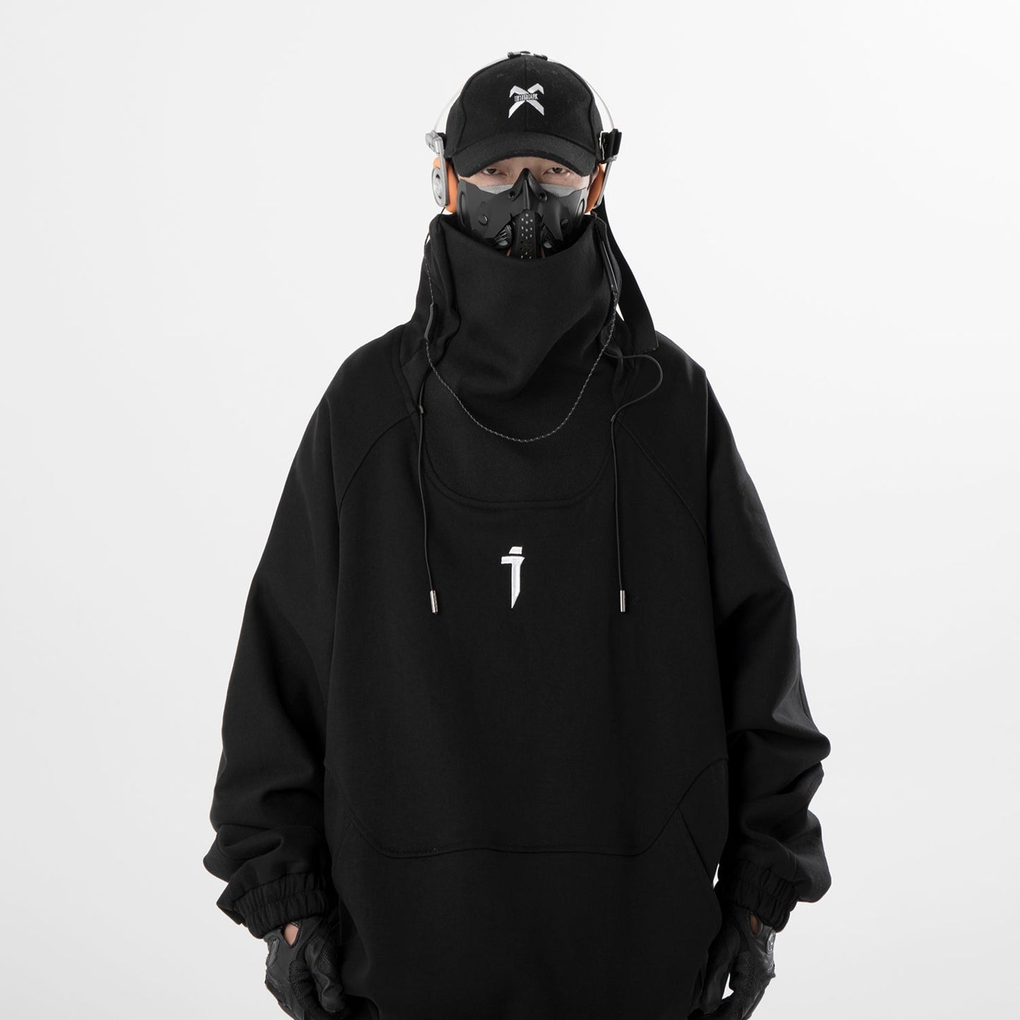 HiH49 Precision High Neck Black Sweater