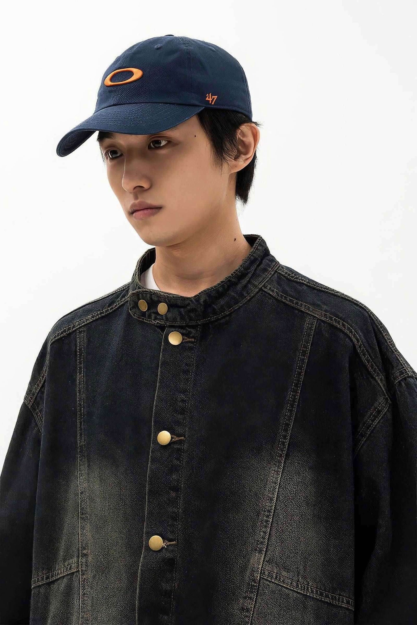 Fall_Winter Unisex Vintage Denim Jacket – Loose Fit, Washed & Distressed
