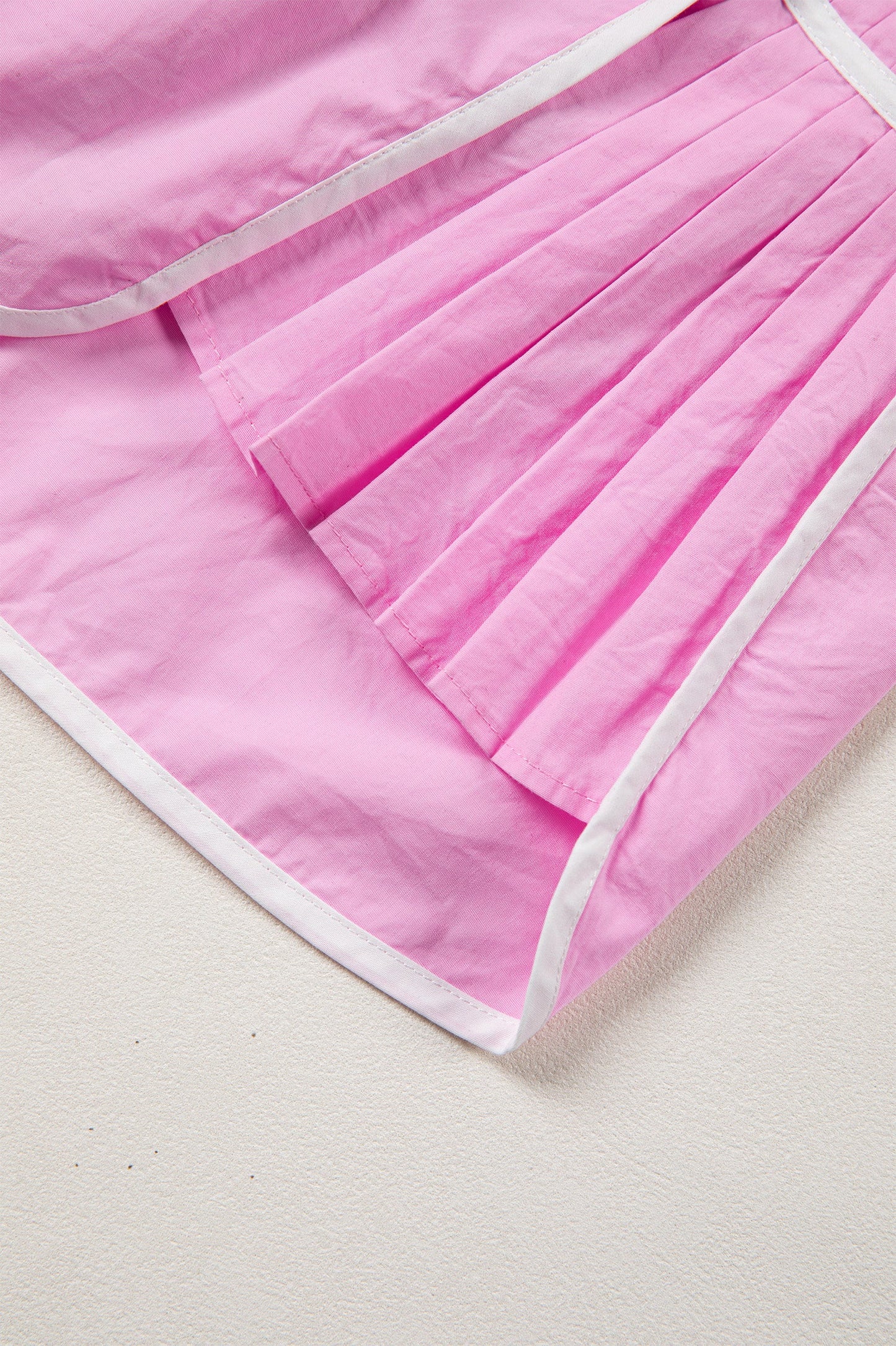Pink Contrast Trim Pleated Active Shorts