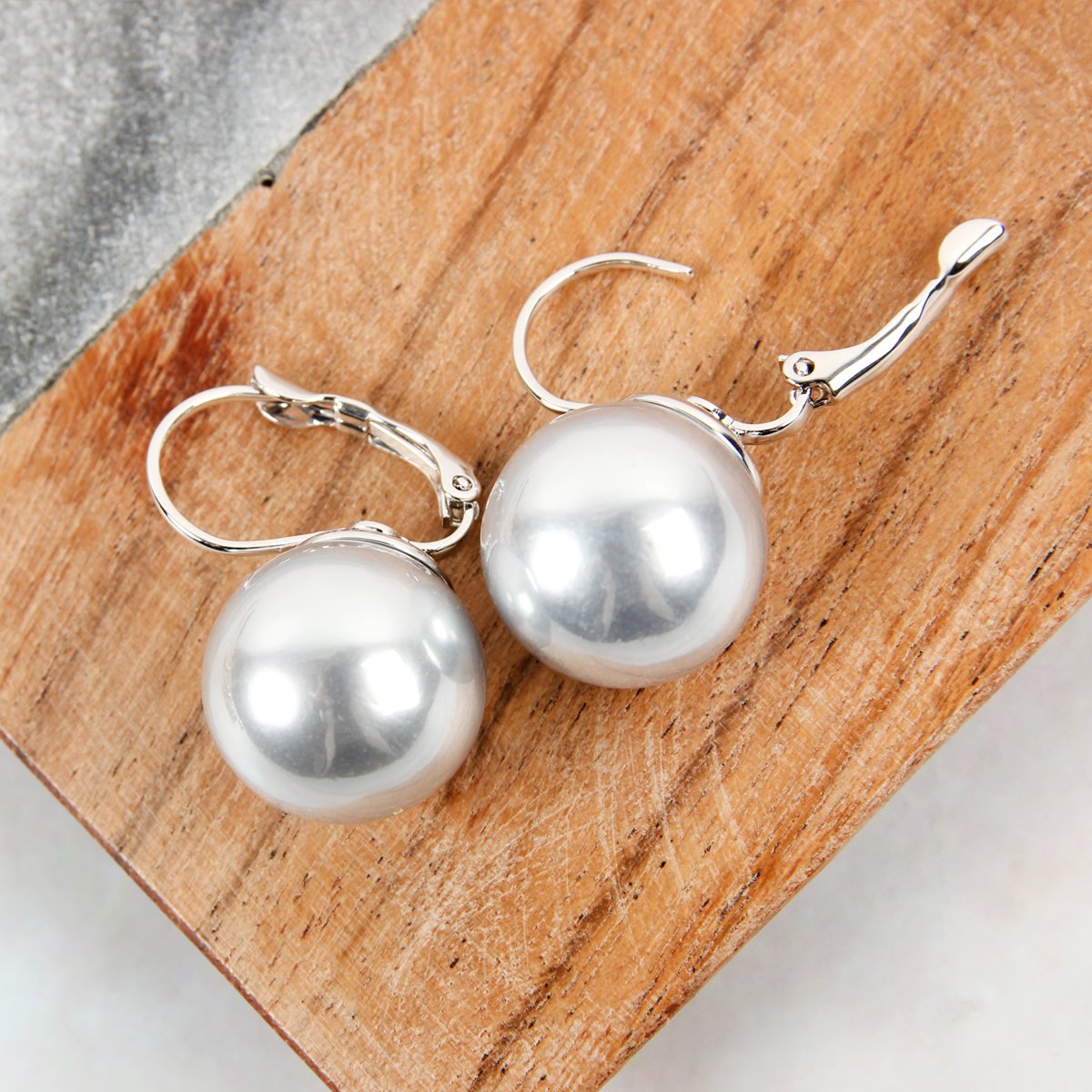 Hinged Pearl Earrings