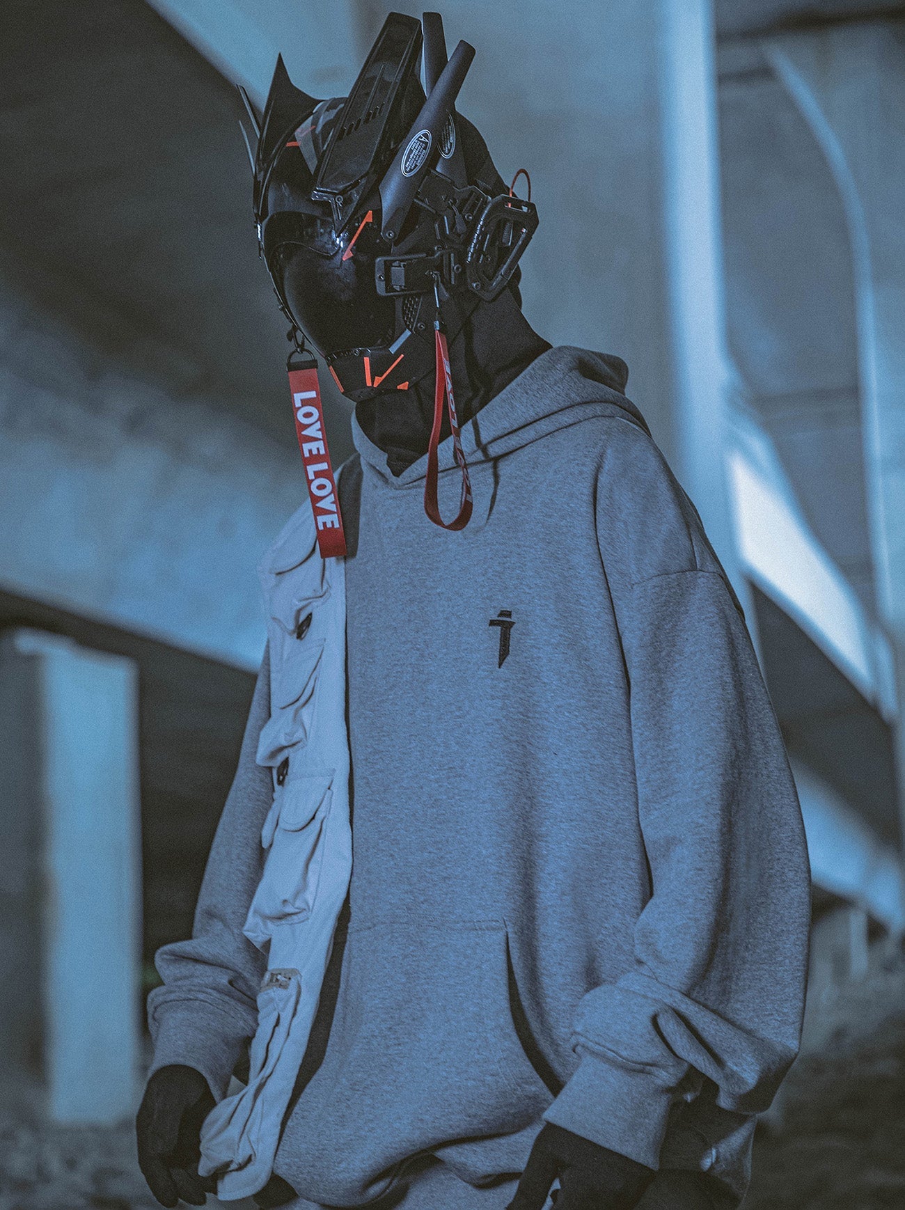 HiH27 I-Tech Essential Hoodie