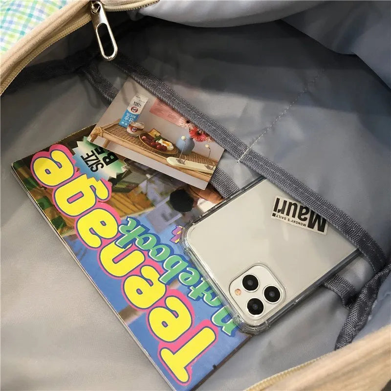 Sacs à dos en velours côtelé avec ours