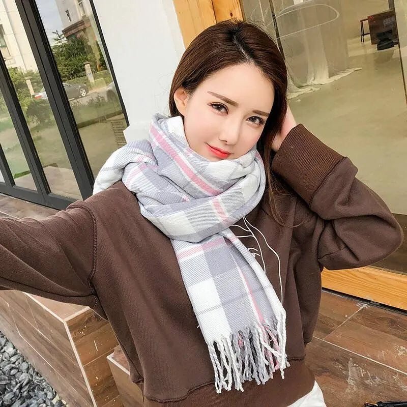 Écharpes à carreaux roses